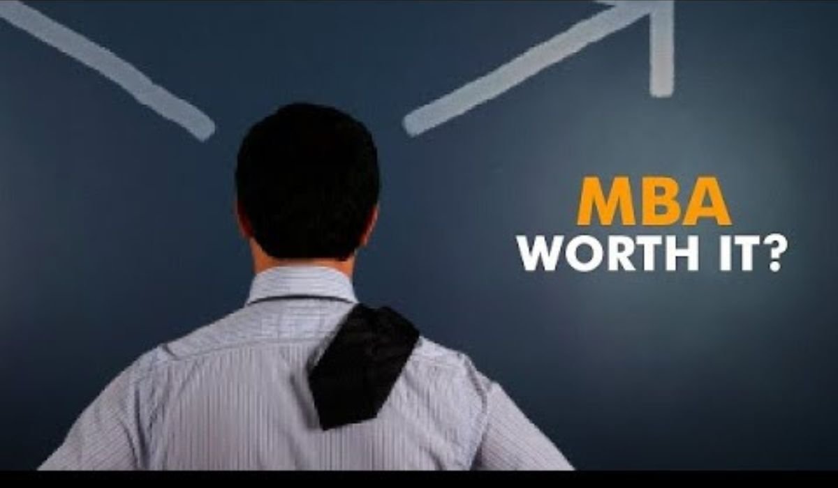 Why an MBA in Marketing is Essential in Today’s Digital Economy