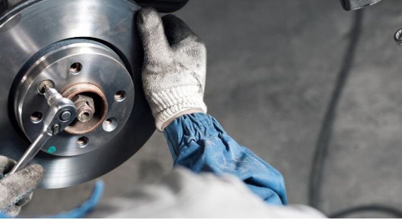 Everyday Brake Care: Simple Checks That Support Safer Driving